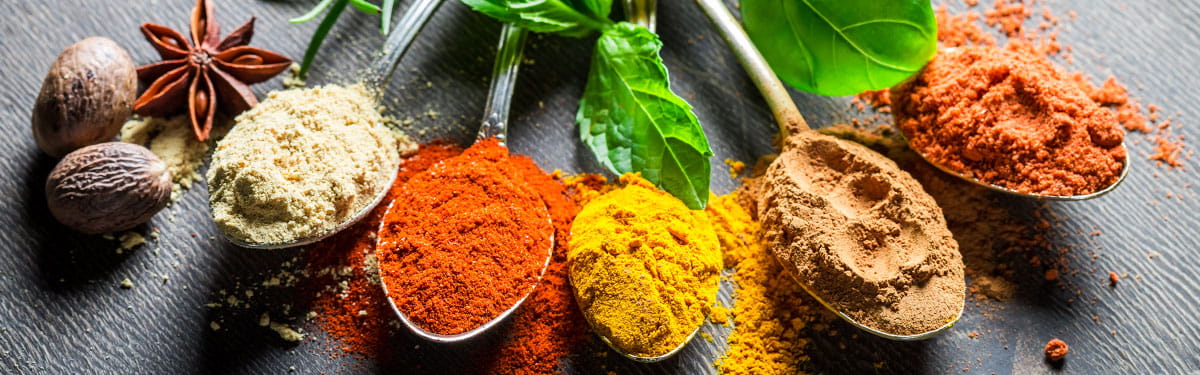 Дізнайтесь більше про трави та спеції