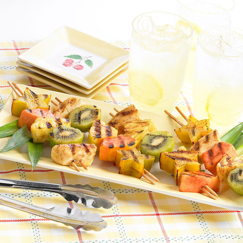 Бразильський ромовий фруктовий шашлик