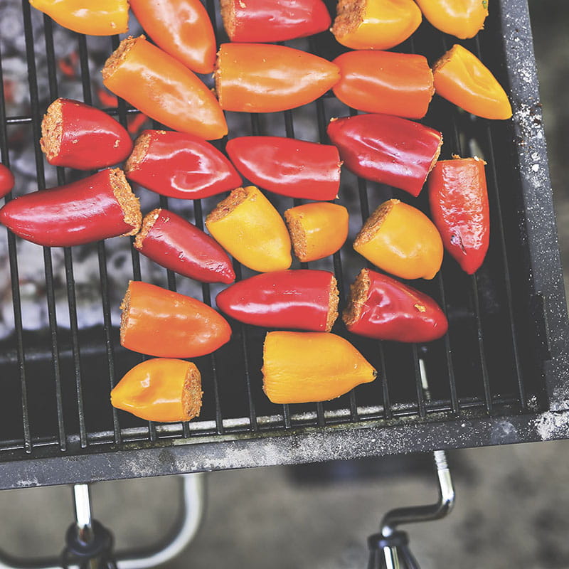 Перець чилі фарширований чорізо