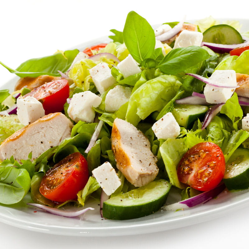 Салат з кукурудзою та шинкою