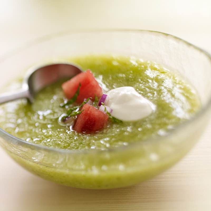 Огірково травяний гаспачо з кавуном