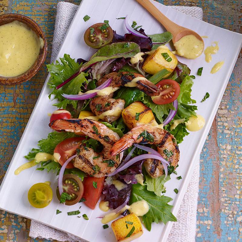 Салат з креветок, приготованих на грилі із сумішшю спецій тандурі та соусом з манго| Тенденції в смаках 2014|Рецепты от Kamis 