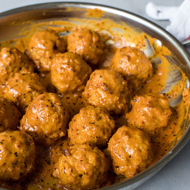 Тефтелі запечені з чабером і солодкою паприкою