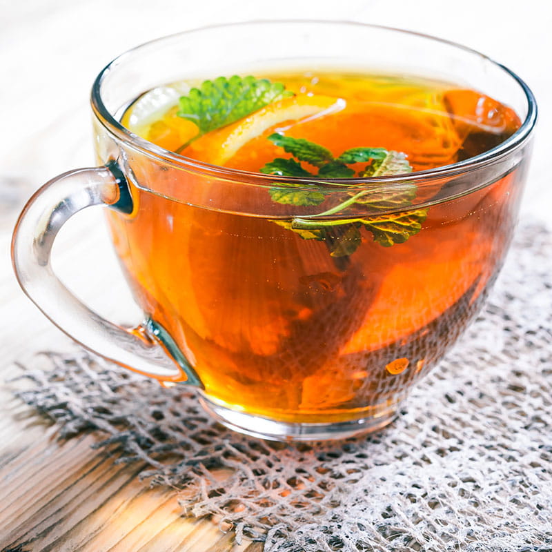 Чай з лимоном та мятою